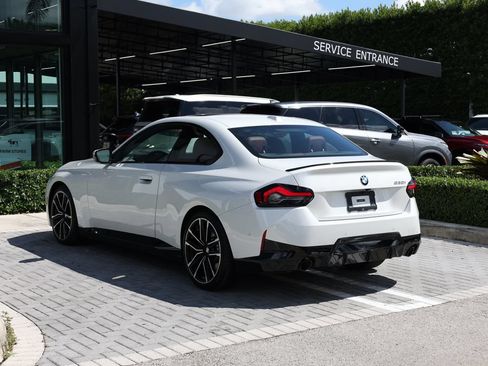 Used 2024 BMW 230i Coupe w/ Premium Package RWD image 5