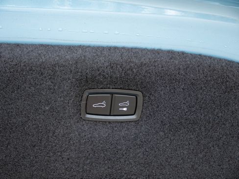 Certified 2023 Porsche Taycan 4S AWD/4WD image 33