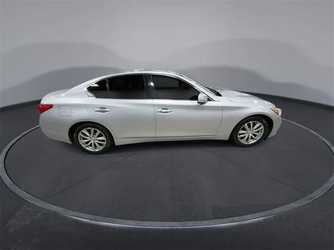 Used 2017 INFINITI Q50 3.0t Premium w/ 3.0T Premium Plus Package image 9