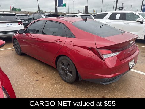 Used 2022 Hyundai Elantra SEL image 6