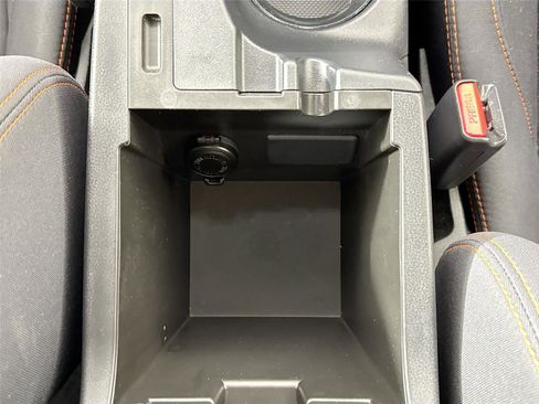 Used 2023 Subaru Crosstrek 2.0i Premium w/ Popular Package #4 image 32