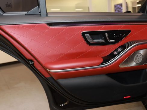 Used 2022 Mercedes-Benz S 580 4MATIC Sedan image 21