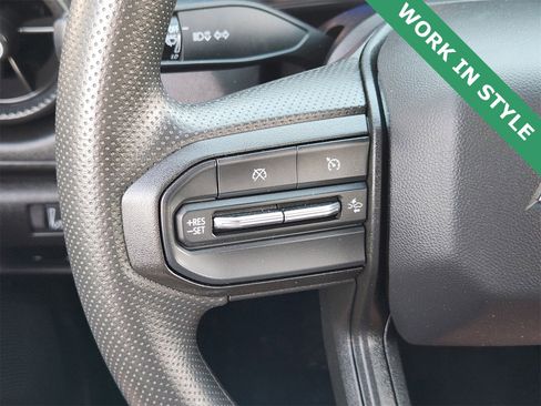 Used 2025 Chevrolet Colorado W/T w/ Advanced Trailering Package image 26