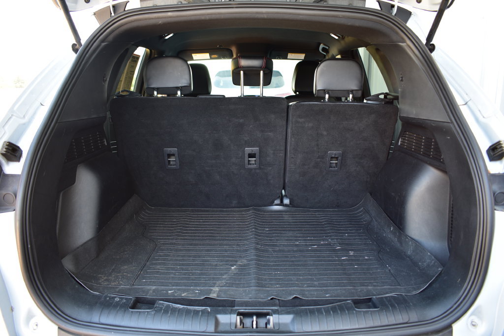 Used 2025 Ford Escape ST-Line FWD image 24