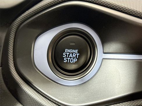 Used 2021 Hyundai Veloster N image 21