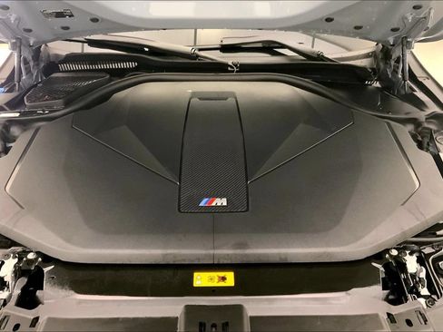 Certified 2025 BMW i5 M60 AWD/4WD image 9