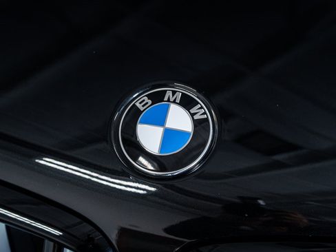 Used 2023 BMW X6 xDrive40i w/ M Sport Package image 17