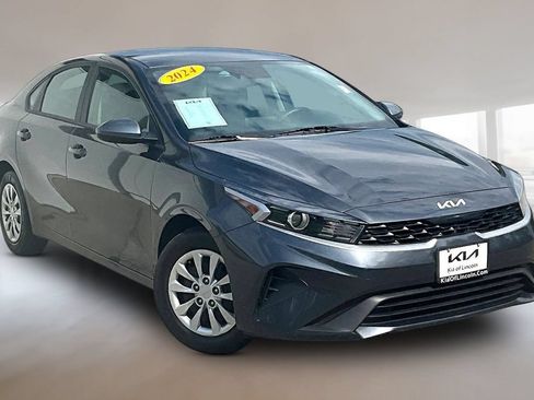 Used 2024 Kia Forte LX FWD image 3