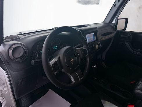 Used 2016 Jeep Wrangler Unlimited Sport image 10