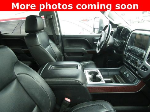 Used 2015 GMC Sierra 2500 SLT w/ Duramax Plus Package image 11