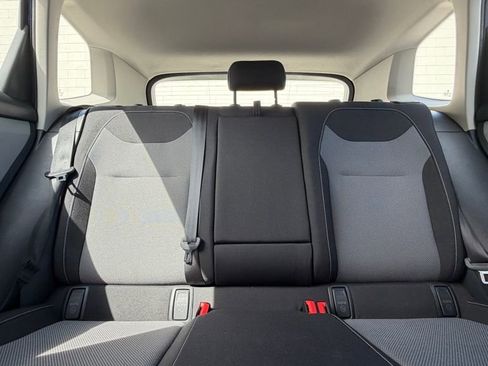 Certified 2022 Volkswagen Taos S image 30