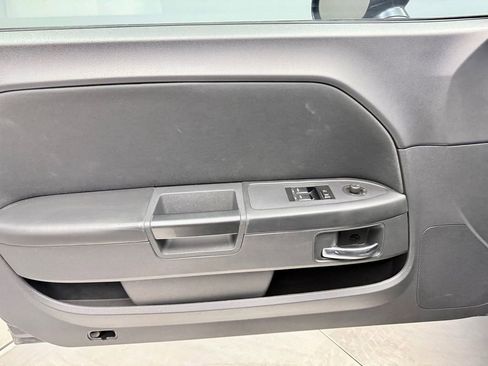 Used 2012 Dodge Challenger SXT image 15