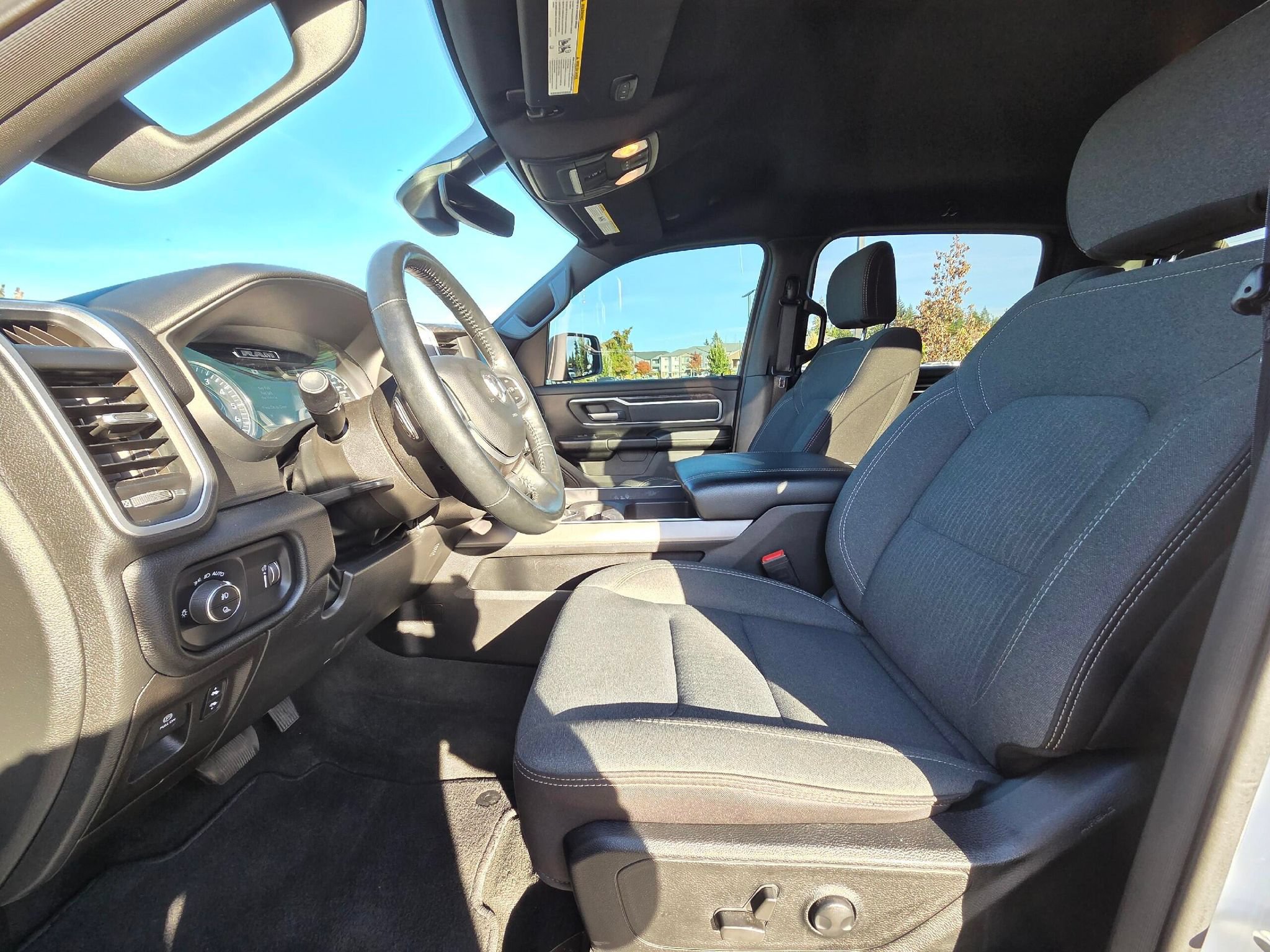 Used 2022 RAM 1500 Big Horn AWD/4WD image 26