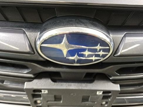 Used 2023 Subaru Outback Limited AWD/4WD image 9