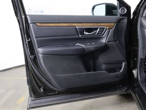 Used 2018 Honda CR-V Touring image 18