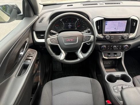 Used 2023 GMC Terrain SLE w/ Driver Convenience Package FWD image 21