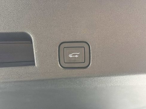 New 2026 Buick Enclave Sport Touring w/ Super Cruise Package image 18