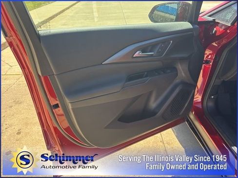 New 2026 Chevrolet Equinox EV LT w/ Comfort Package AWD/4WD image 11