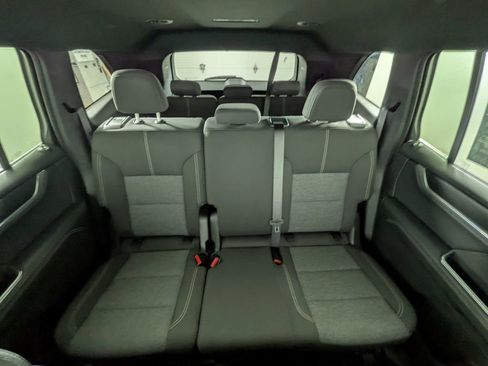 Certified 2025 GMC Acadia Elevation image 32