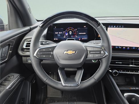 New 2026 Chevrolet Traverse High Country FWD image 17