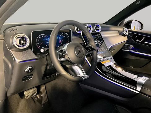 New 2026 Mercedes-Benz GLC 300 4MATIC image 9
