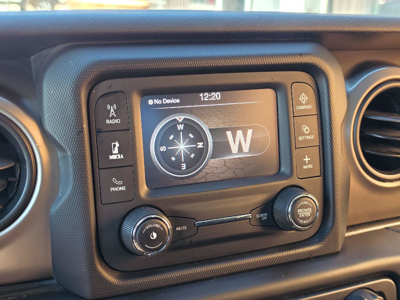 Used 2020 Jeep Gladiator Sport AWD/4WD image 17