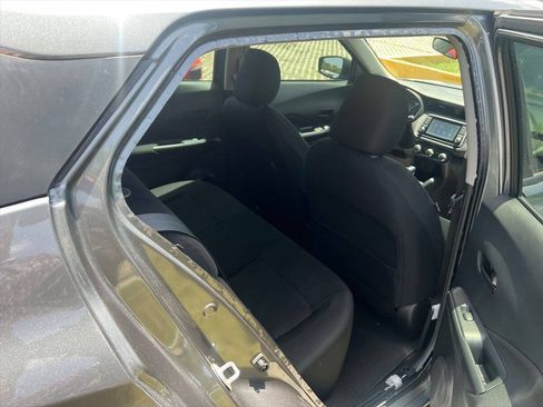 Used 2025 Nissan Kicks Play S FWD image 9
