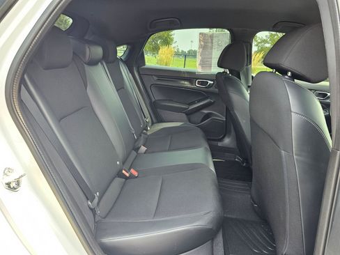 Used 2023 Honda Civic Sport image 12