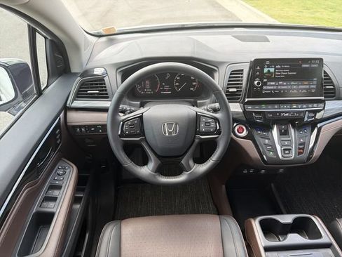 Used 2026 Honda Odyssey Elite image 31