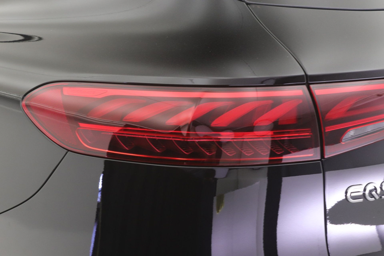 Certified 2024 Mercedes-Benz EQS 450+ SUV image 18