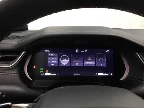 Used 2024 Jeep Grand Cherokee L Limited w/ Luxury Tech Group II image 13