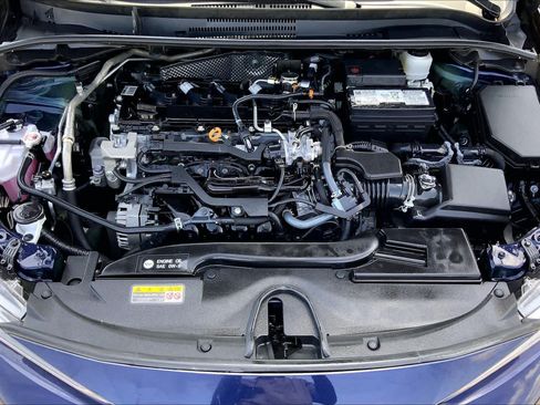 Used 2025 Toyota Corolla LE FWD image 31