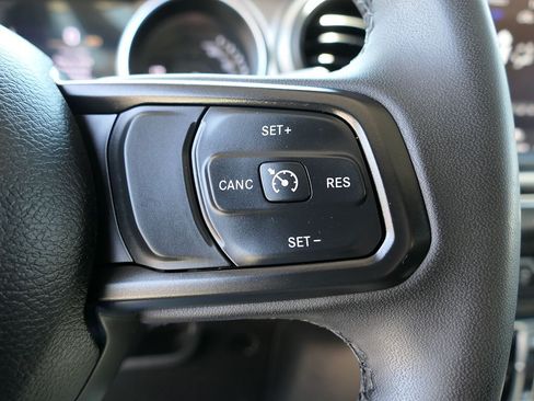 Used 2023 Jeep Wrangler Unlimited w/ 8.4" Radio Group AWD/4WD image 17