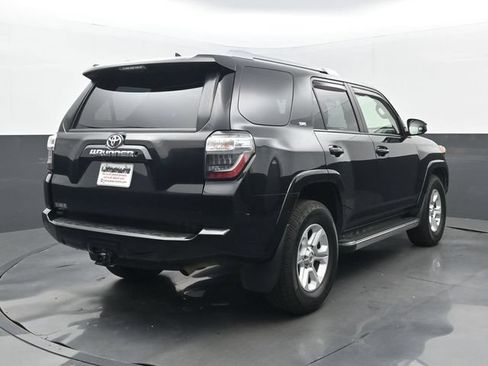 Used 2014 Toyota 4Runner SR5 RWD image 6