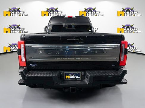 Used 2023 Ford F450 Platinum w/ FX4 Off-Road Package AWD/4WD image 6