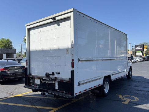 Used 2022 Ford E-350 and Econoline 350 Super Duty image 10