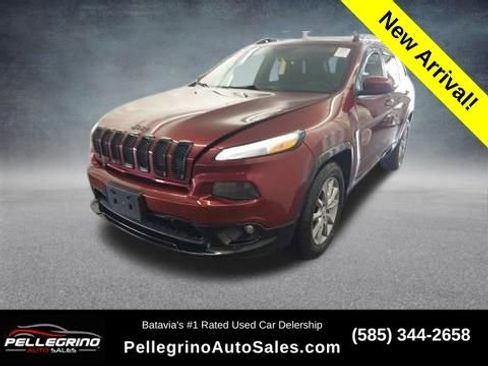 Used 2018 Jeep Cherokee Latitude image 1