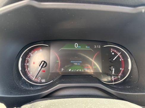 Used 2025 Toyota RAV4 XLE image 13