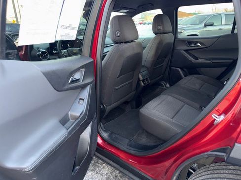 Used 2025 Chevrolet Equinox LT w/ Safety and Technology Package image 22