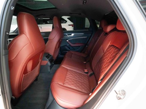 Used 2022 Audi S6 Prestige image 23