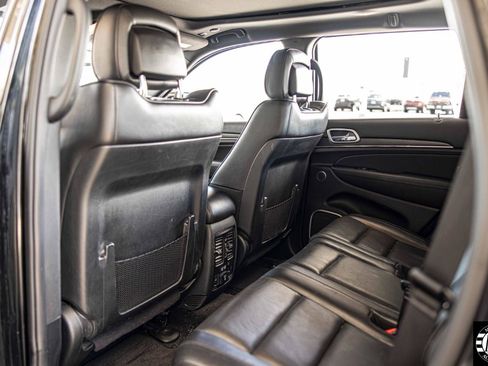 Used 2018 Jeep Grand Cherokee High Altitude AWD/4WD image 23