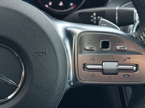 Used 2022 Mercedes-Benz GLC 300 4MATIC image 28