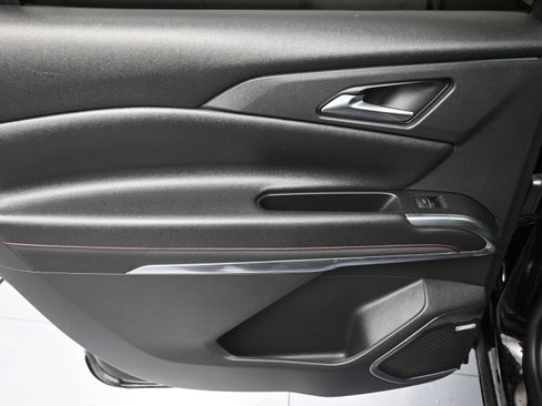 Used 2024 Chevrolet Traverse RS w/ LPO, Floor Liner Package image 30