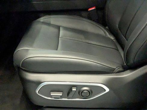 New 2025 Jeep Wagoneer Series II image 4