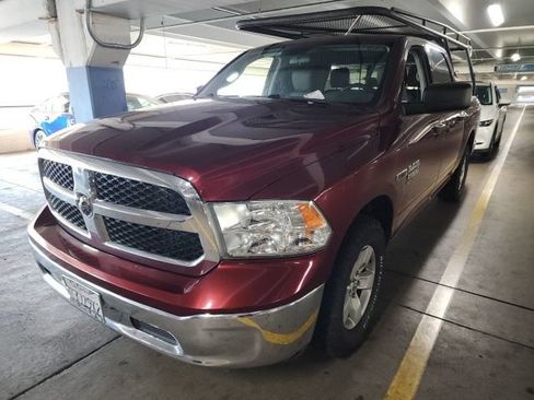 Used 2019 RAM 1500 Tradesman w/ Chrome Appearance Group RWD image 4