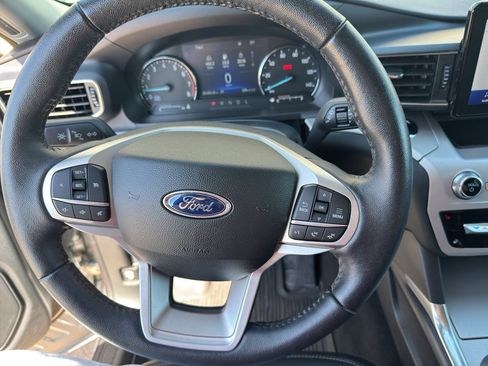 Used 2024 Ford Explorer XLT w/ Equipment Group 202A AWD/4WD image 16