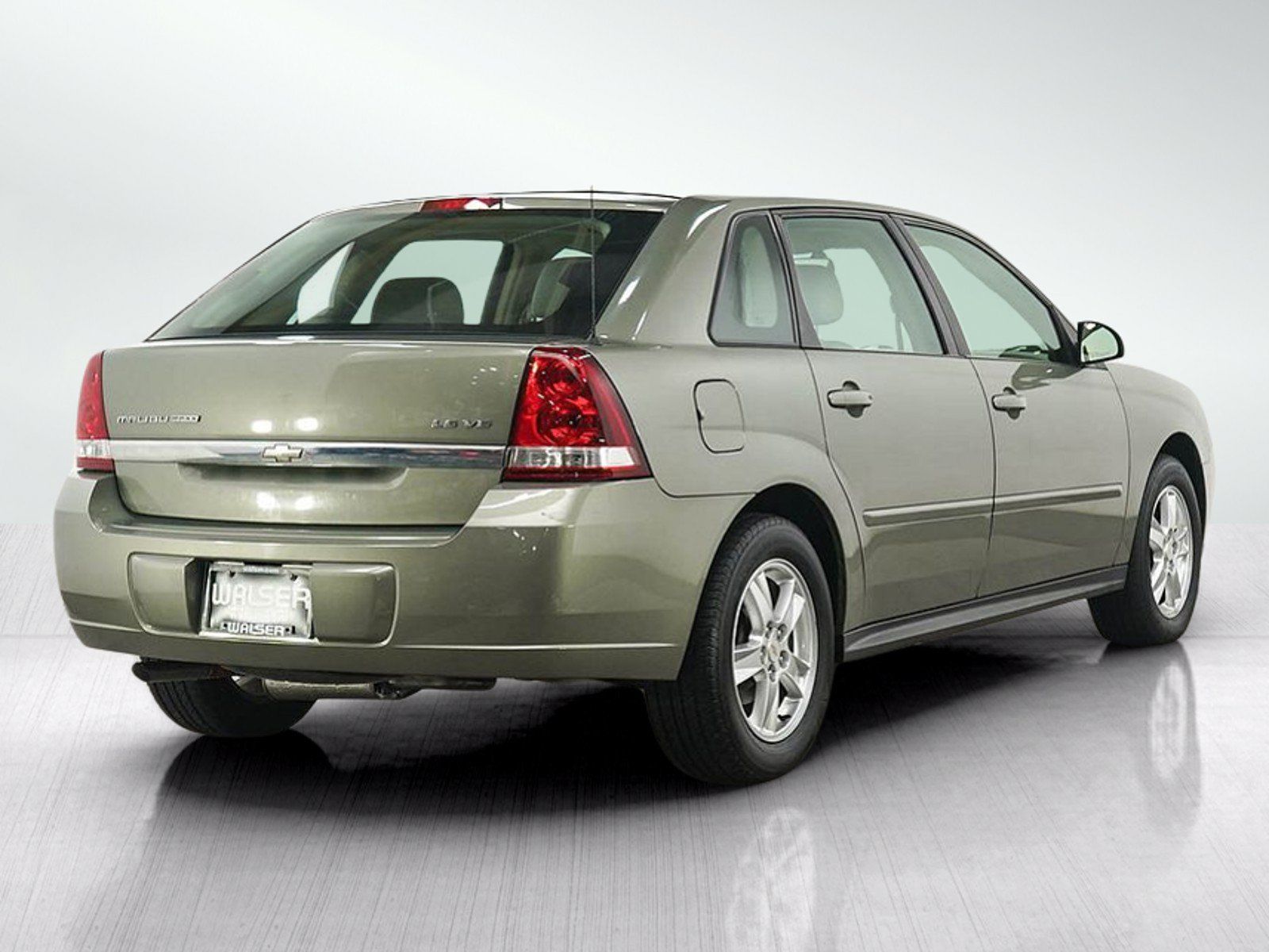 Used 2005 Chevrolet Malibu LS w/ Preferred Equipment Group FWD image 5