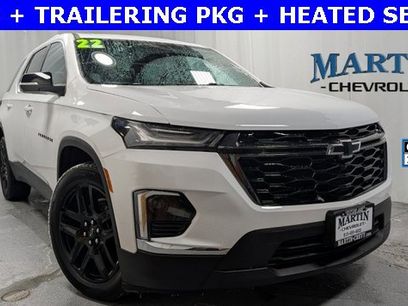 Certified 2022 Chevrolet Traverse LT w/ LPO, Blackout Package
