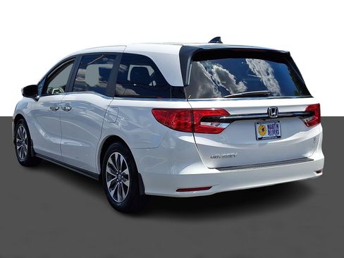 Certified 2024 Honda Odyssey EX-L image 4