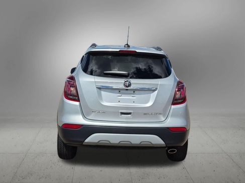 Used 2018 Buick Encore Essence FWD image 5